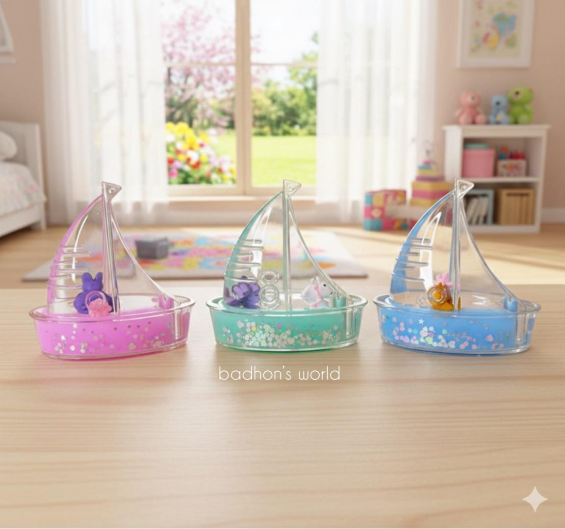 Liquid Sailboat Glitter Showpiece S0490